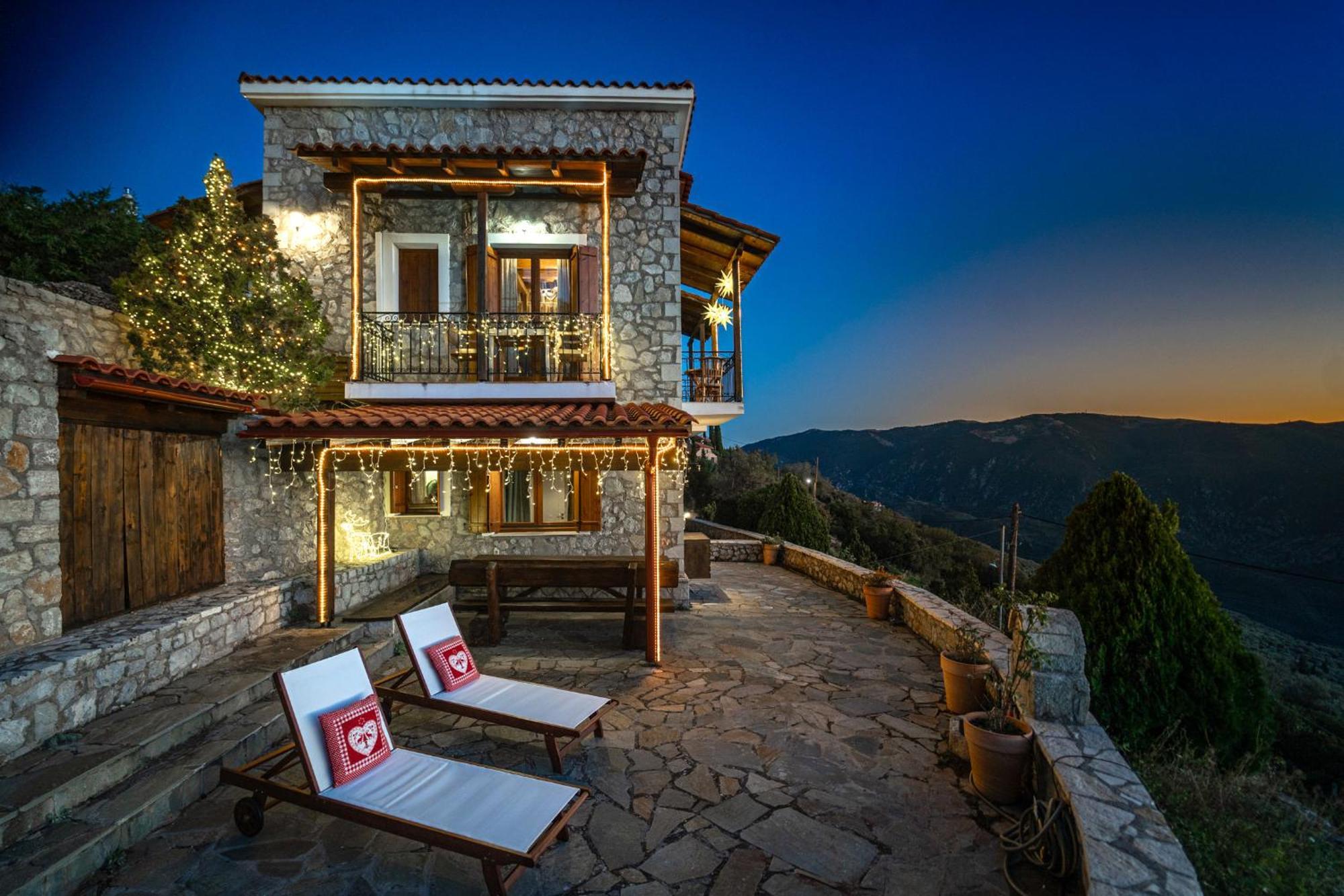 Rock Dandy Deluxe Chalet In Arachova - Delphi, Sauna, Prv Parking, Amazing View ภายนอก รูปภาพ