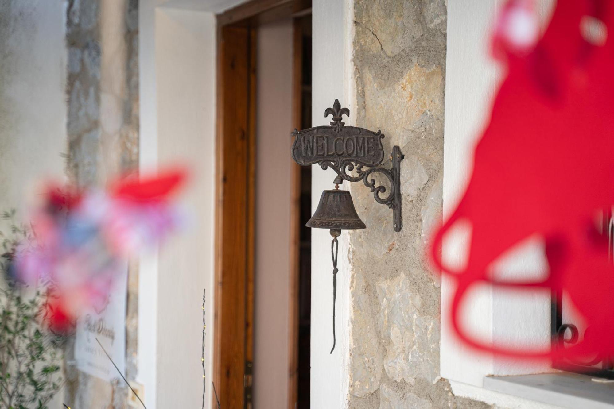 Rock Dandy Deluxe Chalet In Arachova - Delphi, Sauna, Prv Parking, Amazing View ภายนอก รูปภาพ